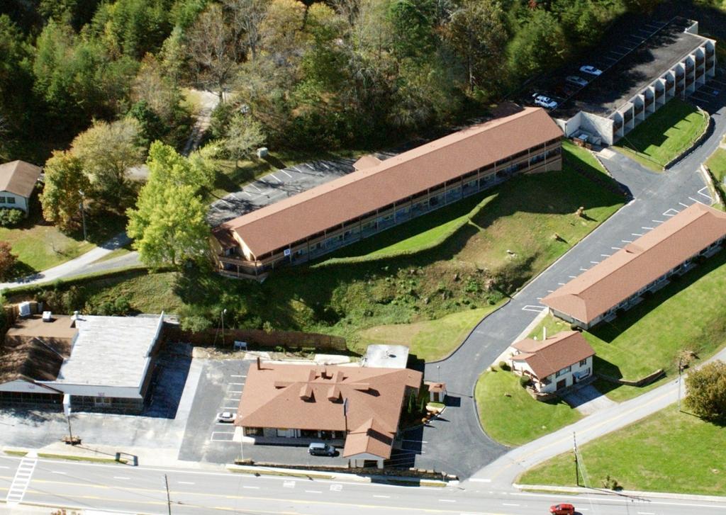 Budgetel Inn & Suites Dillard Exteriör bild